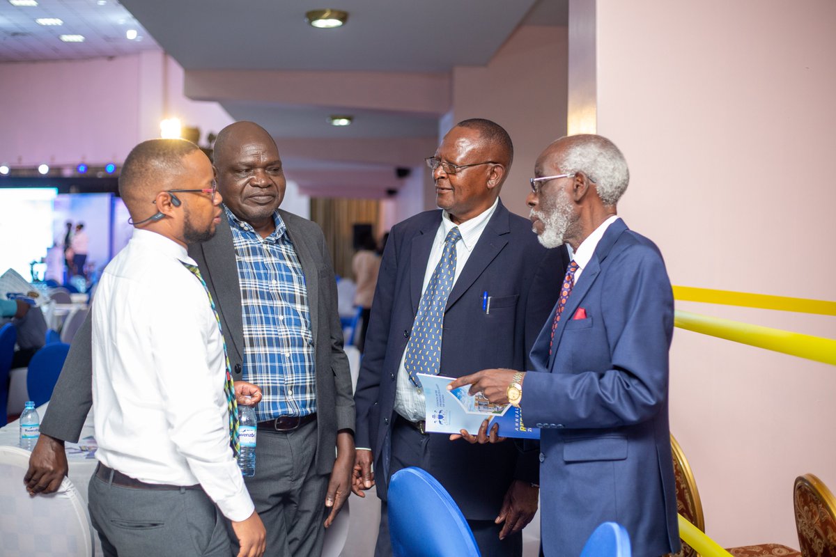 PharmacistsUg's tweet image. 🚨 Last week, we successfully held the PSU Annual General Meeting! 🎉 A powerful session of reflection and planning for our bright future. 🌟 Excited for the journey ahead as we turn our plans into action! 💪 #PSUAGM2024 #Progress #Community