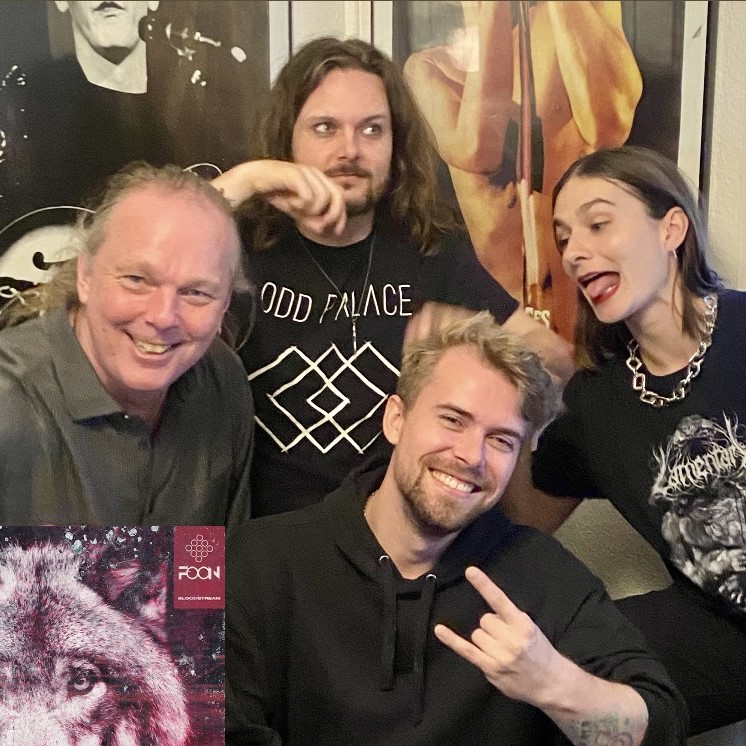 Så er der stream! mixcloud.com/VesterbroRockR…
