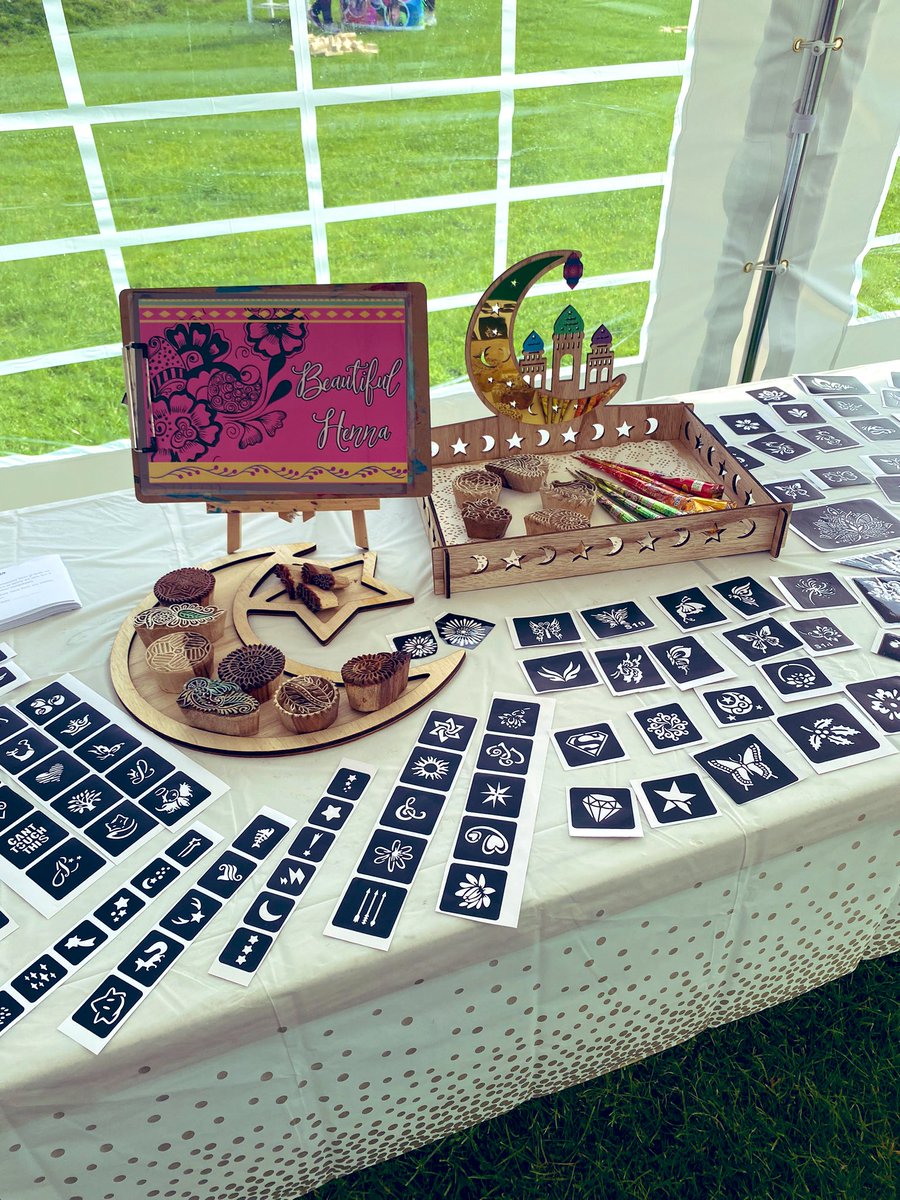Sarwat (@sarwatasfi) on Twitter photo <a href="/OakSch/">Oak Field PS Barry</a> It was a pleasure to contribute to the community today by volunteering at Oak Field School. I ran a henna tattoo stall for a community event, and Iโm happy to say it was a great success! <a href="/OakSch/">Oak Field PS Barry</a> It was a pleasure to contribute to the community today by volunteering at Oak Field School. I ran a henna tattoo stall for a community event, and Iโm happy to say it was a great success!