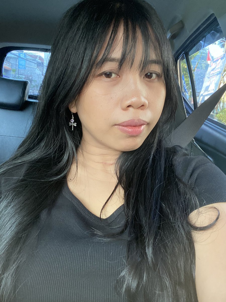 DeviYui's tweet photo. @hrdbacot Devi F29, kerja di hospitality, dom Bali hobi pretty much traveling kalu ada duitnya, udah lupa cara pdkt jadi kita cari teman ngibrol aja #TalikasihHRDbacot https://t.co/1cz7AqcJkT