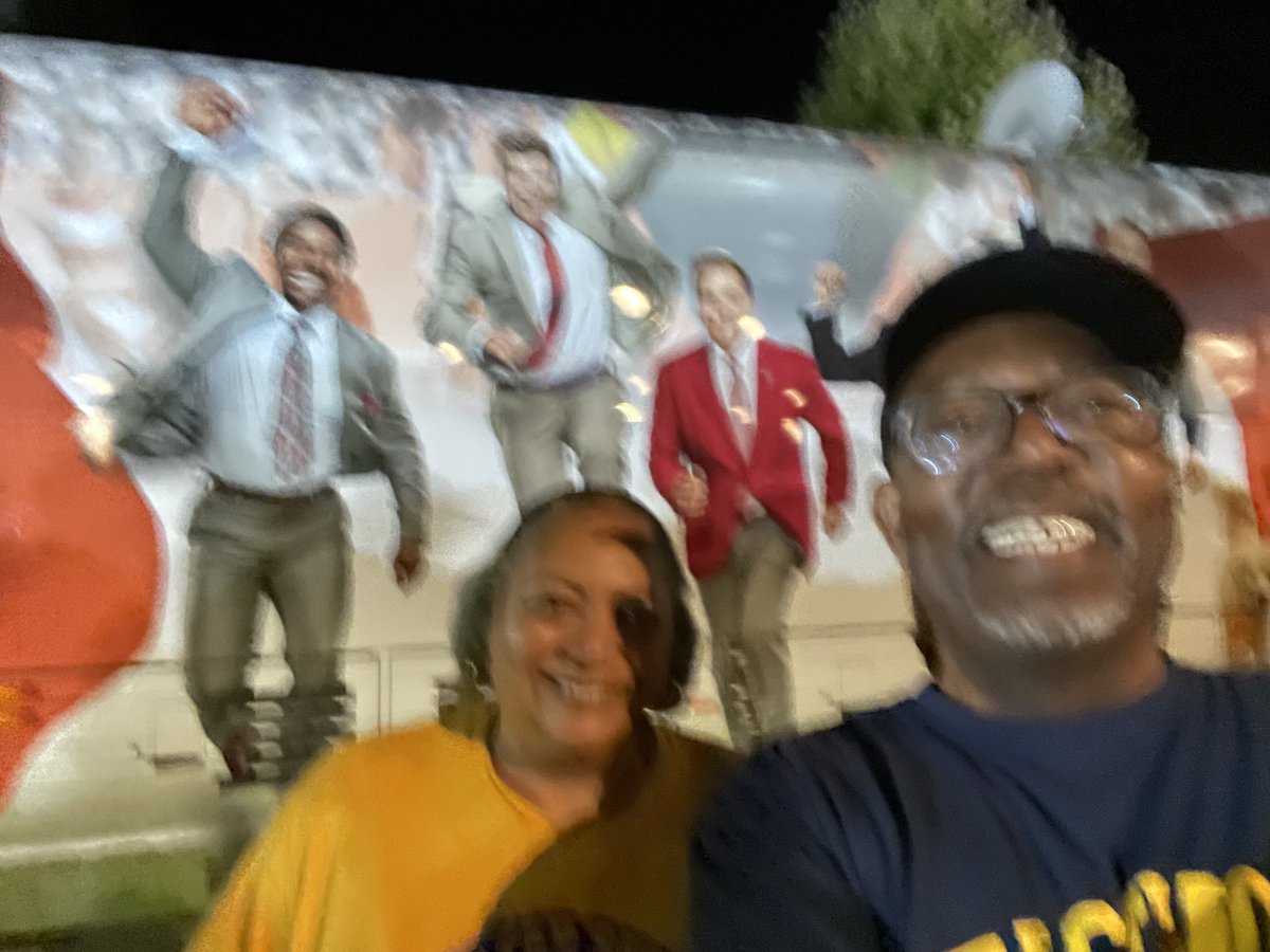 Fyght4Cal's tweet photo. We Outchea! #CalGameDay #GoBears https://t.co/0lrFnJPqGu