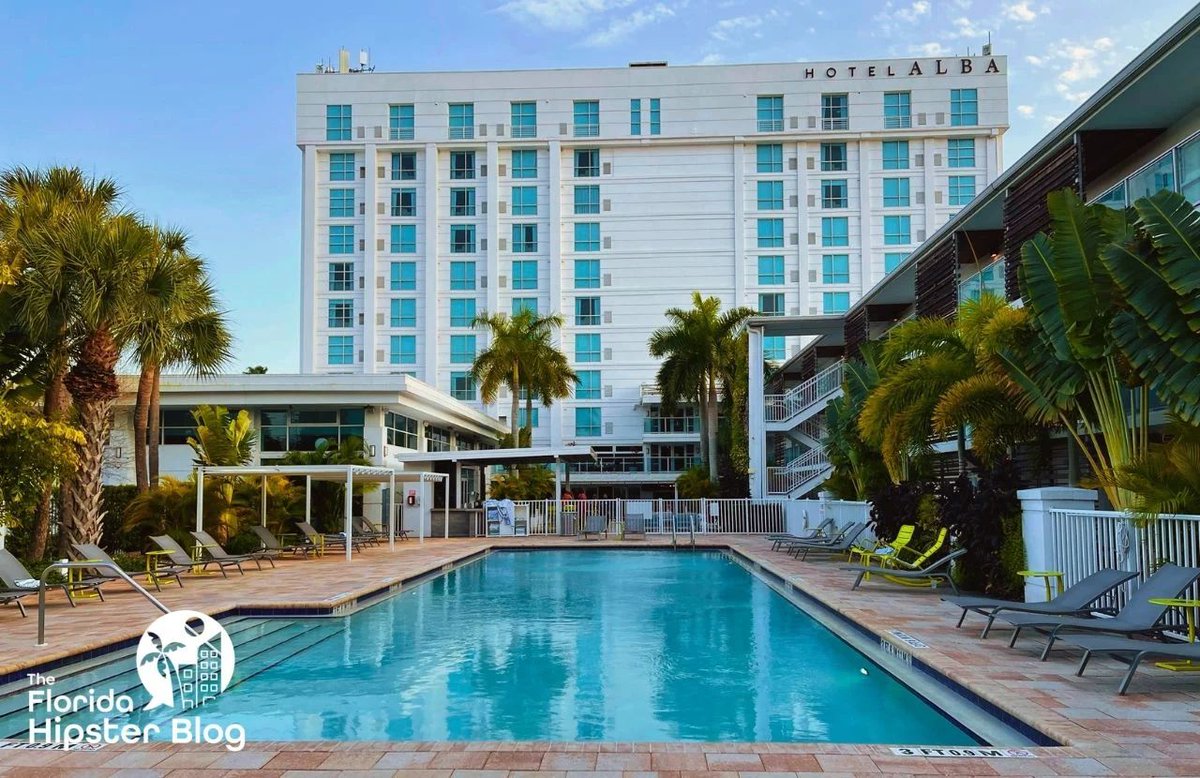 Themeparkhipste's tweet photo. ๐พ Are you searching for hotels near Busch Gardens in Tampa for your next Florida vacation? Don't worry! These are my top picks for you.
https://t.co/Nceo8KKwJN
#BuschGardens #Tampa #VisitTampa https://t.co/hFQuW0WMdj