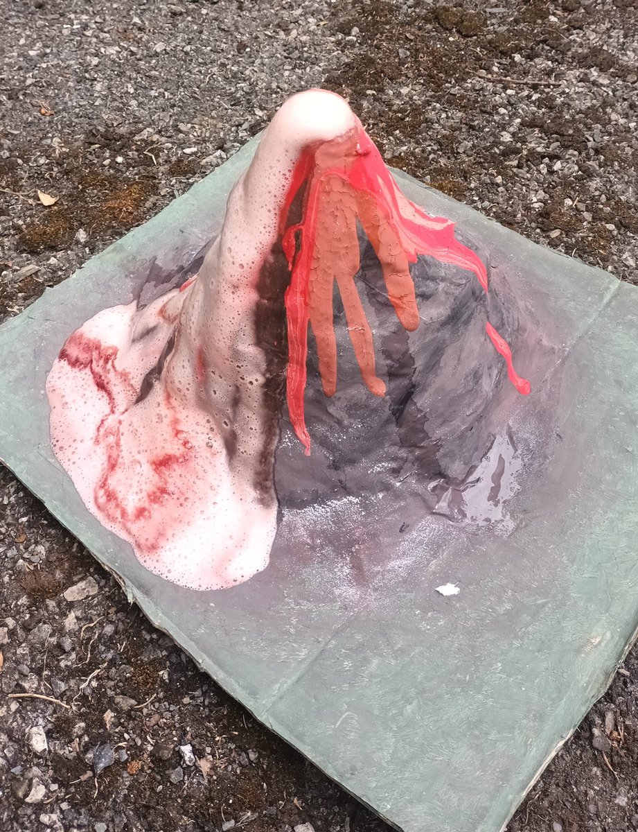 LFitz2018's tweet image. Volcanic eruptions with 1st Years..🌋 The students really enjoyed the whole process and working in little groups to create "the best" volcano! Definitely worth the lingering smell of vinegar! 😅 #jcgeography #volcano