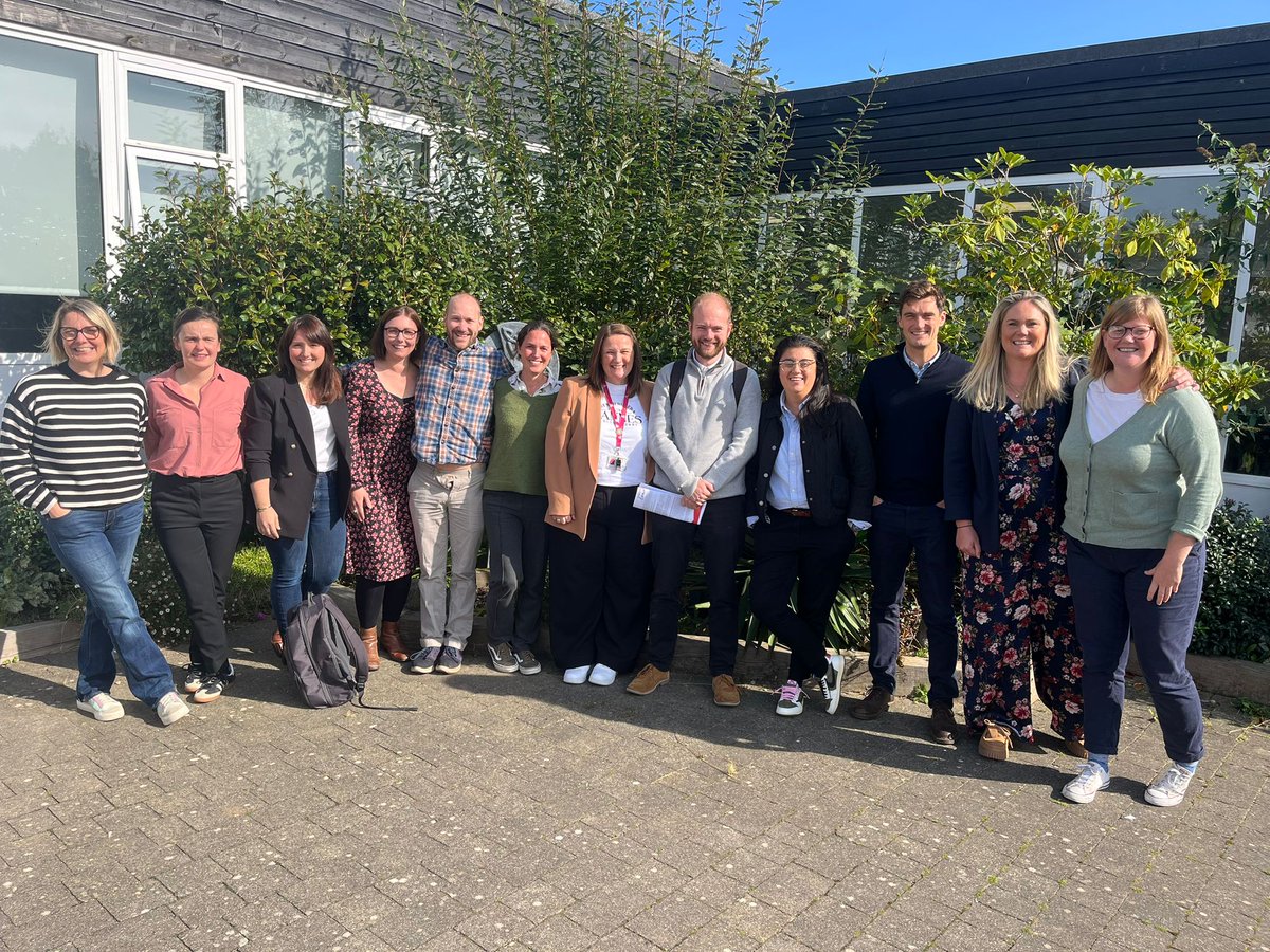KateJCornishDHT's tweet photo. @LeadSW100 hits @rED_Cornwall24 
Thanks to all the organisers and speakers.  A great day for the region, proud to work in such a resilient part of the country! 
@BissendenHayley @bridge_gareth @Claire_L_White @jon_hutchinson_ @BlizzardBecks https://t.co/3pm8hzmHaV
