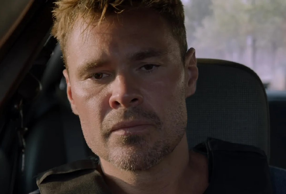 TVLine's tweet photo. With a Performer of the Week Honorable Mention to #ChicagoPDโs Patrick John Flueger https://t.co/1lIe2JzNzZ https://t.co/ZPatwR9lAw