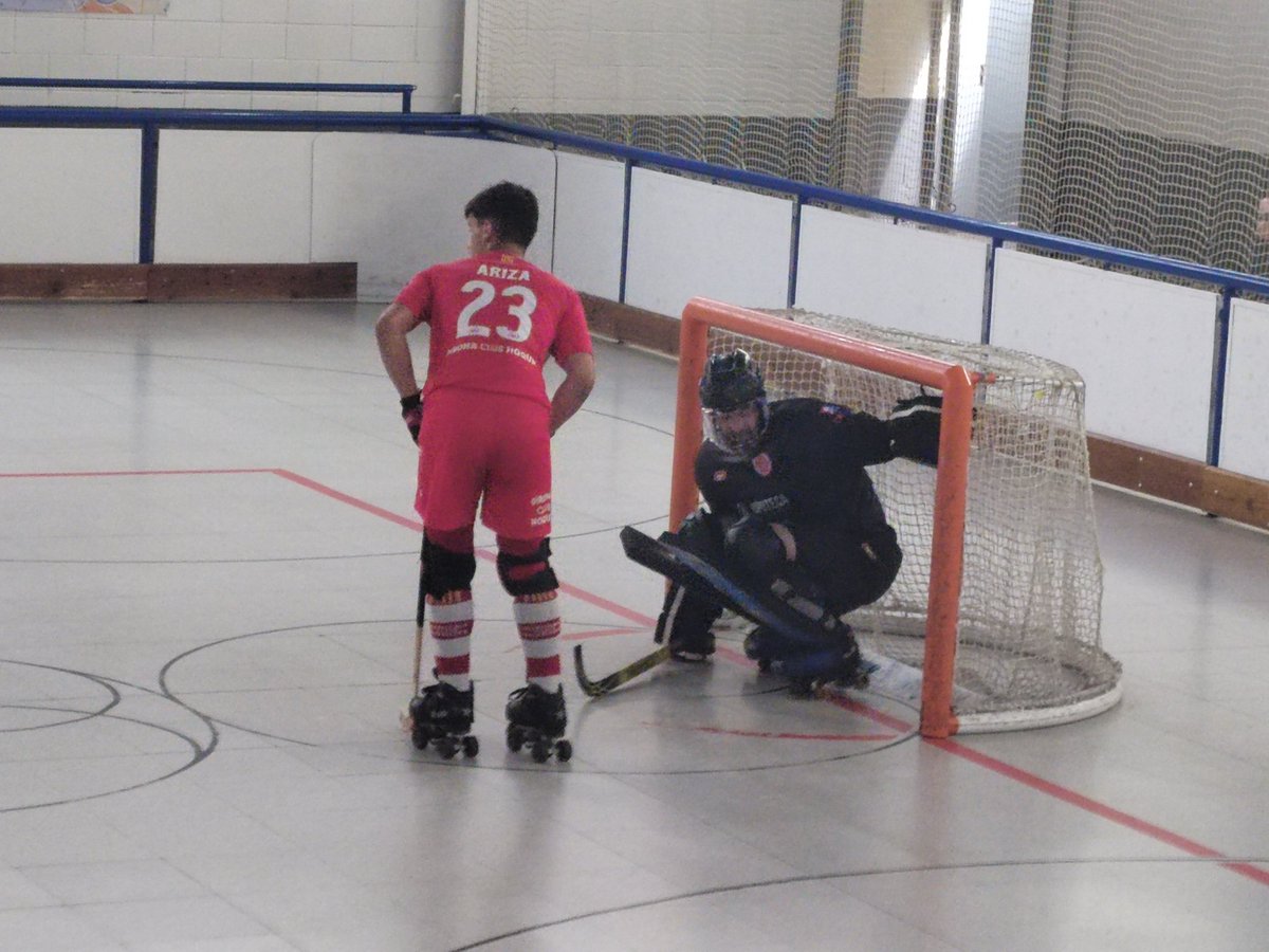 🏑 Lliga Catalana Plata 2024
Semifinals. Minut 20 de la 2a part. Ens esperen uns emocionants darrers 5 minuts <a href="/GironaCH/">Girona Club Hoquei</a> -2 <a href="/cerdanyolach/">Cerdanyola Club d’Hoquei</a> 2