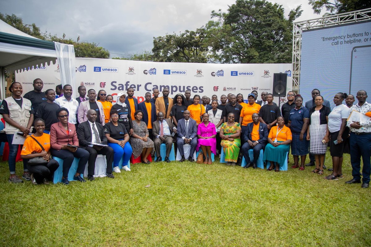 safercampusesUg's tweet image. #safercampusescampaign #BreakingtheSilence #UNESCOROSA #yptcampaign @yptcampaign 
After the launch and signing off by different guests and students, a photo moment of our dear guests with a few students.