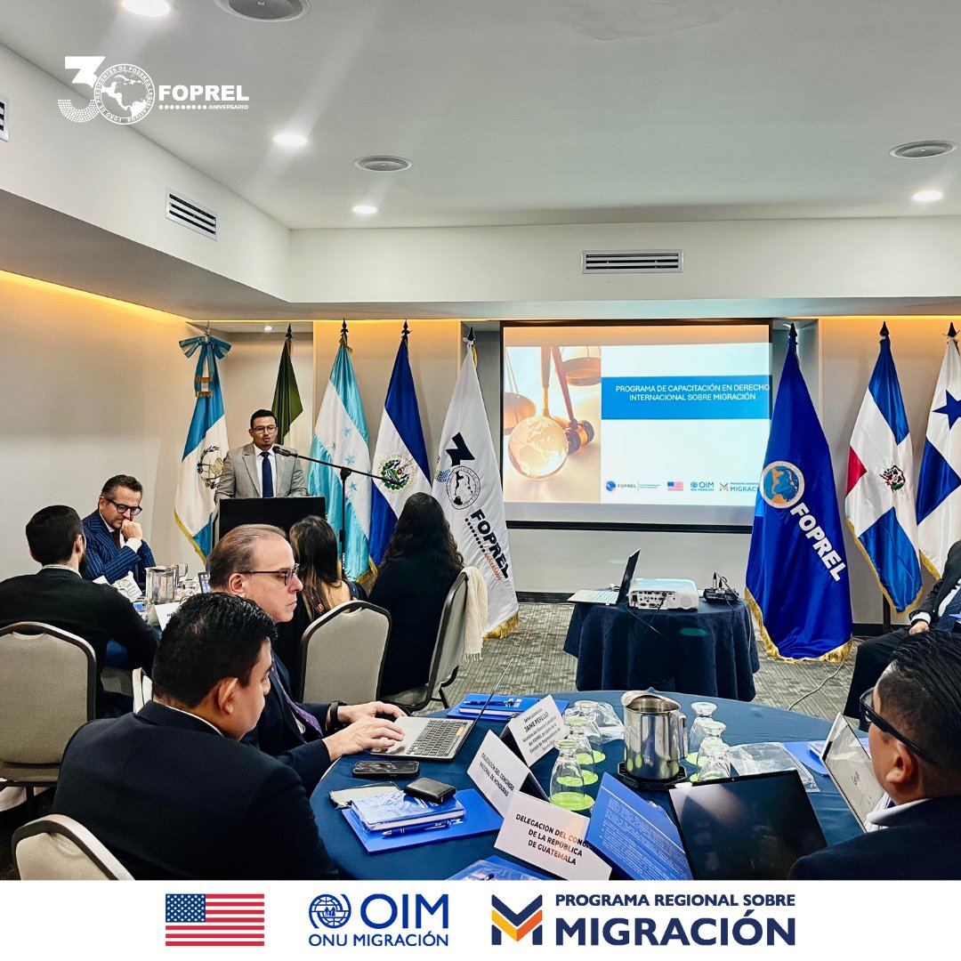 FoprelOi's tweet photo. El FOPREL y la OIM llevaron a cabo del 2 al 4 de octubre en Ciudad de Guatemala el "Programa Regional sobre Derecho Internacional en Materia de Migración". Este evento tuvo como objetivo fortalecer el conocimiento y las capacidades de los parlamentos miembros del FOPREL en este ámbito. 🌎

#FOPREL #LegislandoporelFuturo #Migración