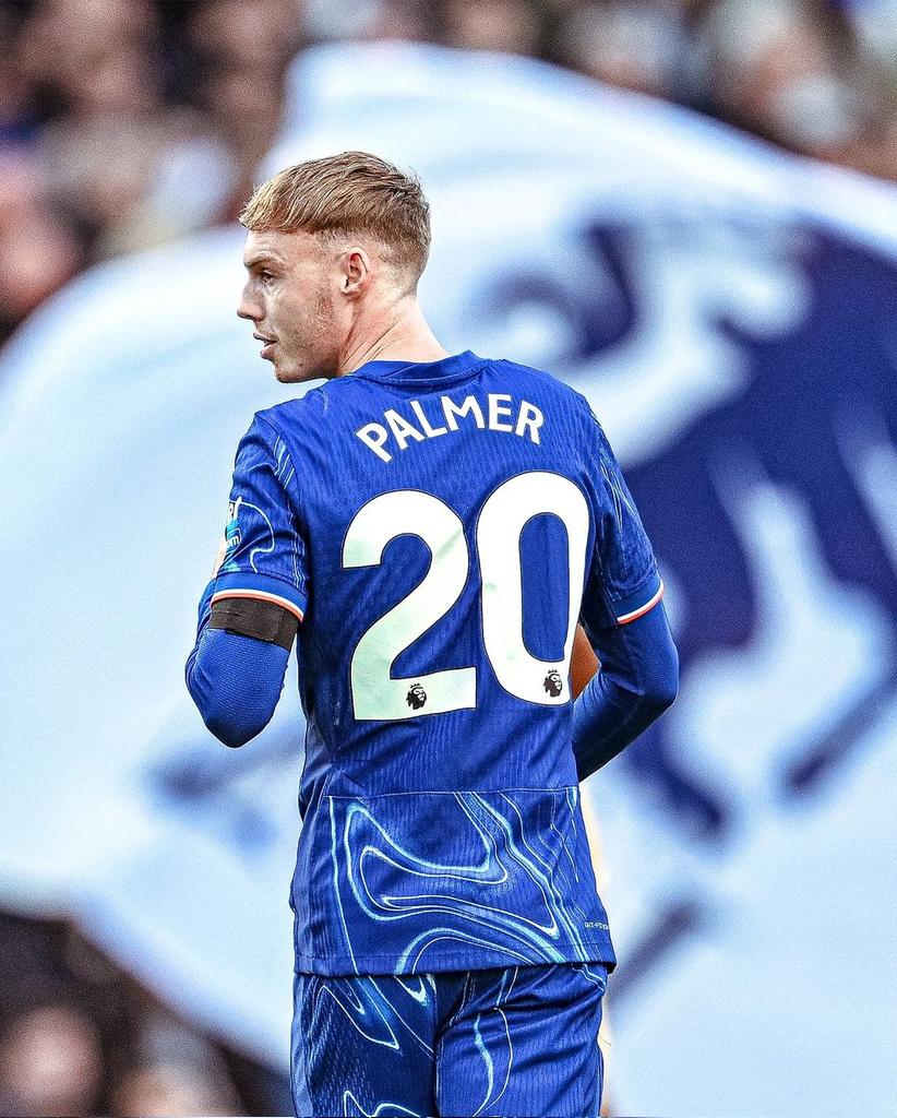 AbdihakimKeinan's tweet photo. I heard they are comparing Cole Palmer to Saka. Your thoughts? https://t.co/uNjrOihXlv