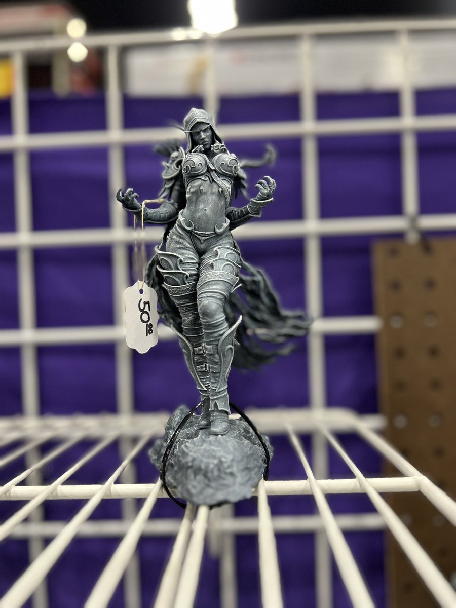 Day 2 LA Comic Con! Come check us out south hall booth #1752 <a href="/Adventuresin3D/">Adventures in 3D</a> @therpgdaily 
#DnD #3Dprinting #dndmini #dndminiatures #dungeonsanddragons
