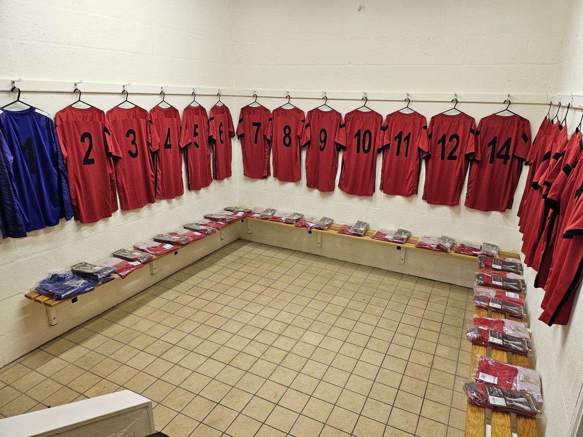 4theharv's tweet photo. NEW CULTER YOUTH U17s SPONSOR – PART 2

We had 2 get a wee bit more creative 2 cover the cost of that! Selling 100 football squares &amp; the lucky winner, Sam Gover got 2 choose what went on that kit.

Announcing that our new away kit &amp; match zippies ‘sponsor’ is Scot Surf Coffee. https://t.co/LgRvUuQRFx