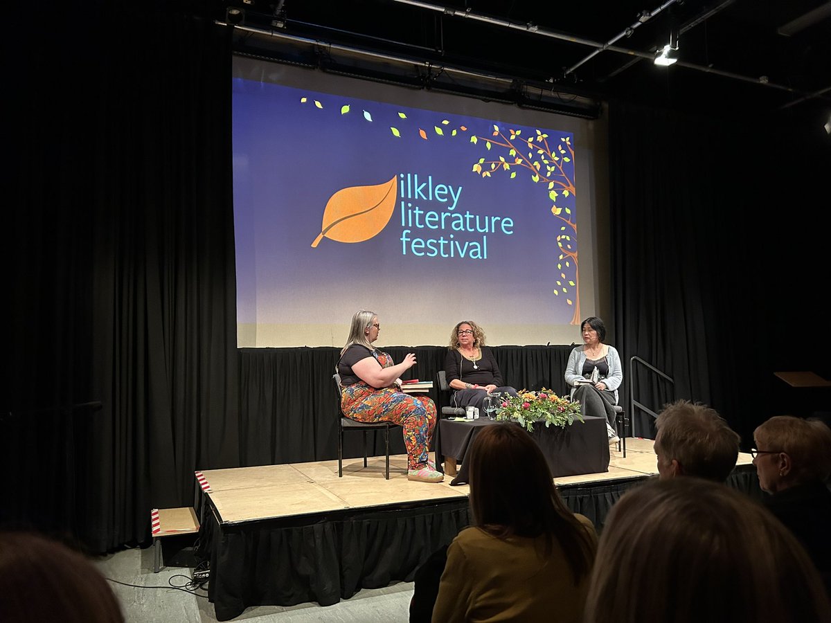 Thanks <a href="/ilkleylitfest/">Ilkley Literature Festival</a> for an insightful talk with @moniqueroffey &amp; <a href="/wenyan_lu/">Wenyan Lu</a> ✍️