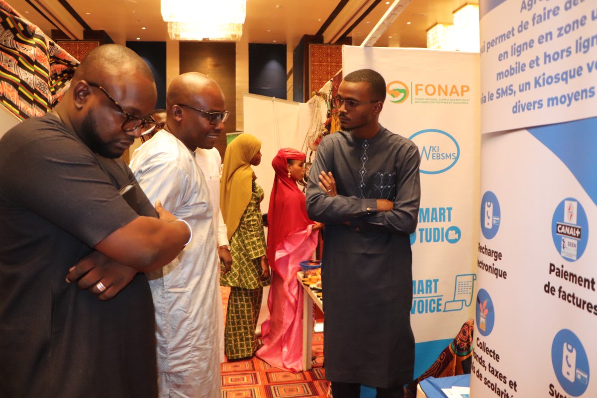 dev4smart's tweet photo. Une autre belle journée à la foire 100% Made in Niger ! 🇳🇪✨
Merci à tous ceux qui sont passés découvrir notre travail et échanger avec nous.

Made_In_Niger @fonap_N 

#MadeInNiger #Innovation #Dev4Smart https://t.co/XVdHwzqDZs