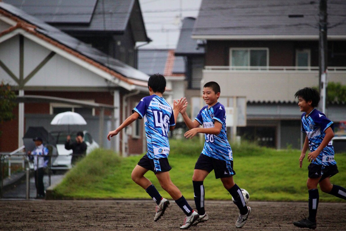 【U15試合結果📣】

🏆栃木県U15リーグ 3部

🗓️10月5日(土)
🆚 J-SPORTS

✔栃木シティU15  1-0  J-SPORTS
得点者: 塩村

詳しくはこちら⬇️
tochigi-city.com/new/academy/20…

応援ありがとうございました🙌