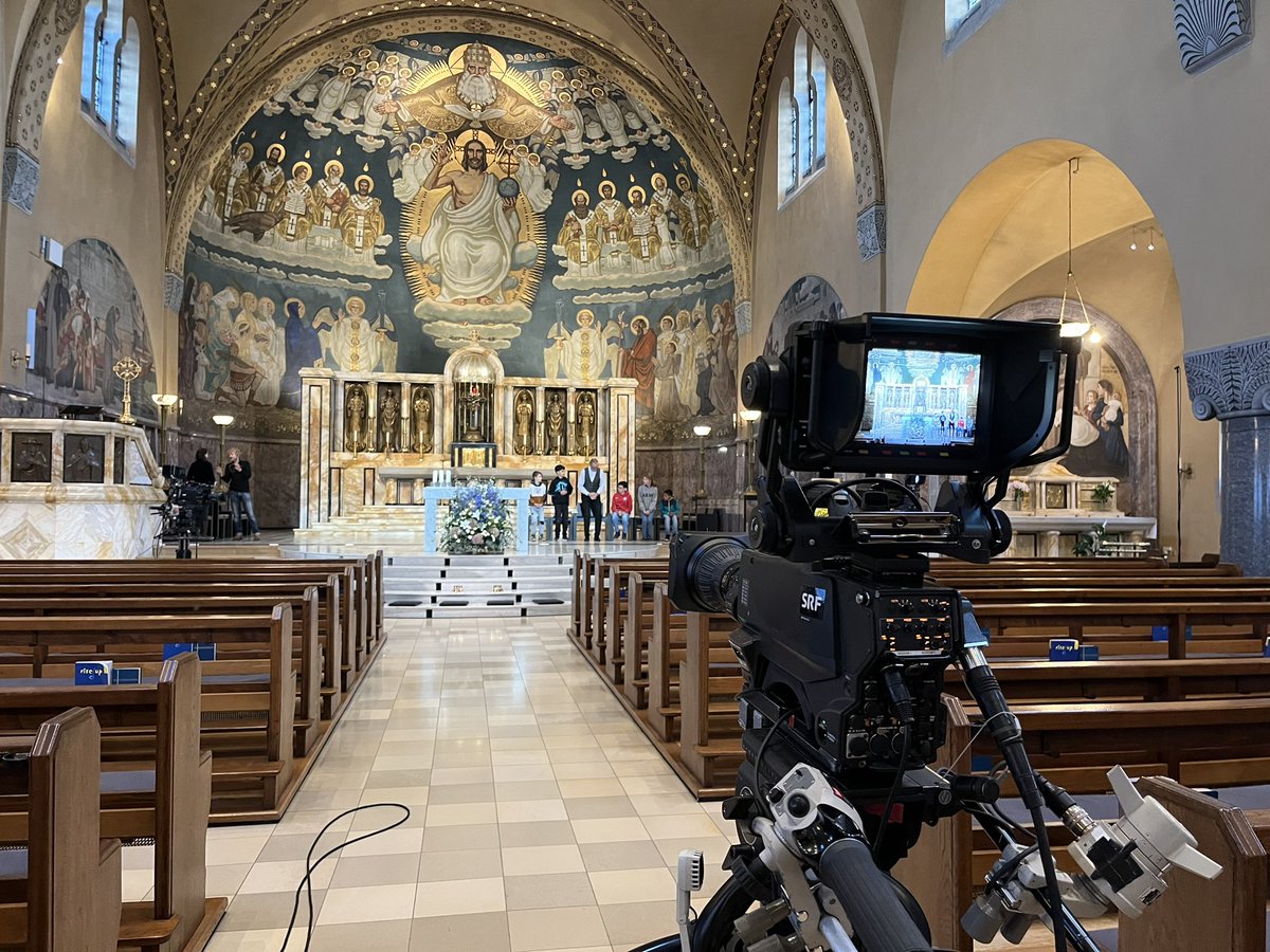 Es geht wieder los <a href="/SRF/">SRF</a> Morgen um 10 h Gottesdienst aus St. Anton Zürich auf <a href="/SRF/">SRF</a> und @SRF2Kultur