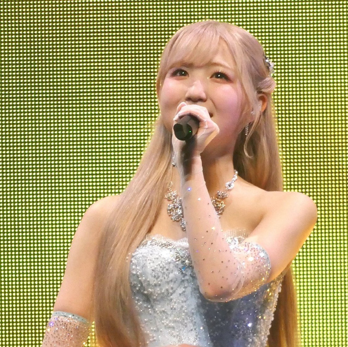 himejoshing's tweet image. the mic is back in her hands and it wont leave. im so excited to hear her voice once again.

#FlyHighWithHitomi
#히토미_와_날아봐요
#仁美と高く飛べ
#本田仁美生誕祭2024