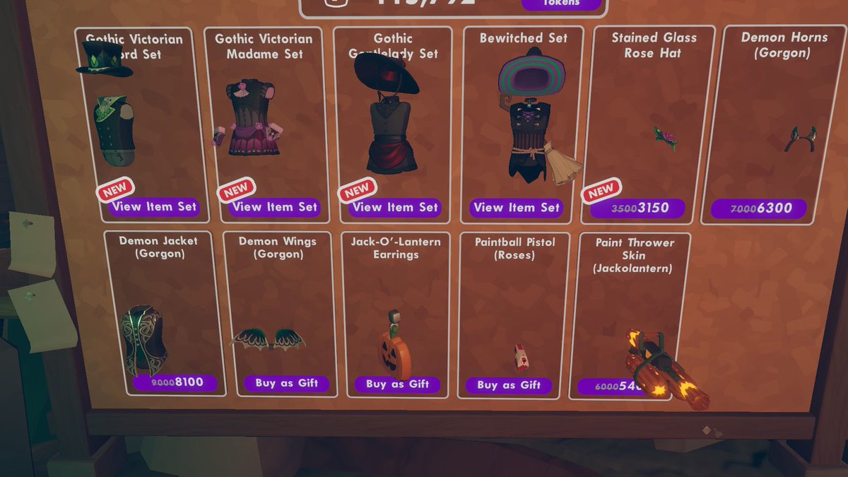 TarapeuticVR's tweet photo. KEVIN GOBLIN HAT !!! It's the free RR+ seasonal item! Plus here are the new item sets that weren't showing up in the Seasonal Center yesterday! See anything you like? I personally LOVE the gothic gentle lady set! #recroom #rectober #spookymonth #halloween #recroomphotos #goblin https://t.co/RtDXMO6i0E