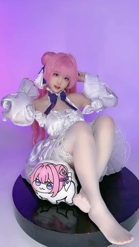 Doro 

#NIKKE https://t.co/DO0OYKddNf