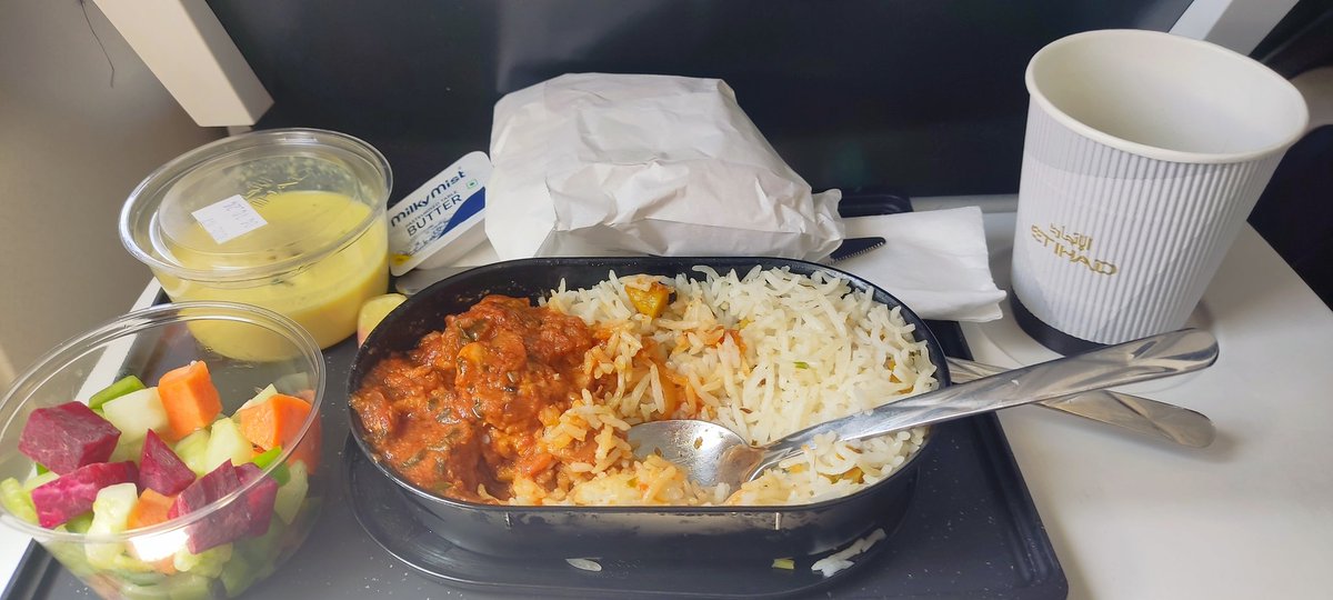 Hashim k200 (@hasima200) on Twitter photo What a lunch     Cup a coffee in the flight. What a lunch     Cup a coffee in the flight.