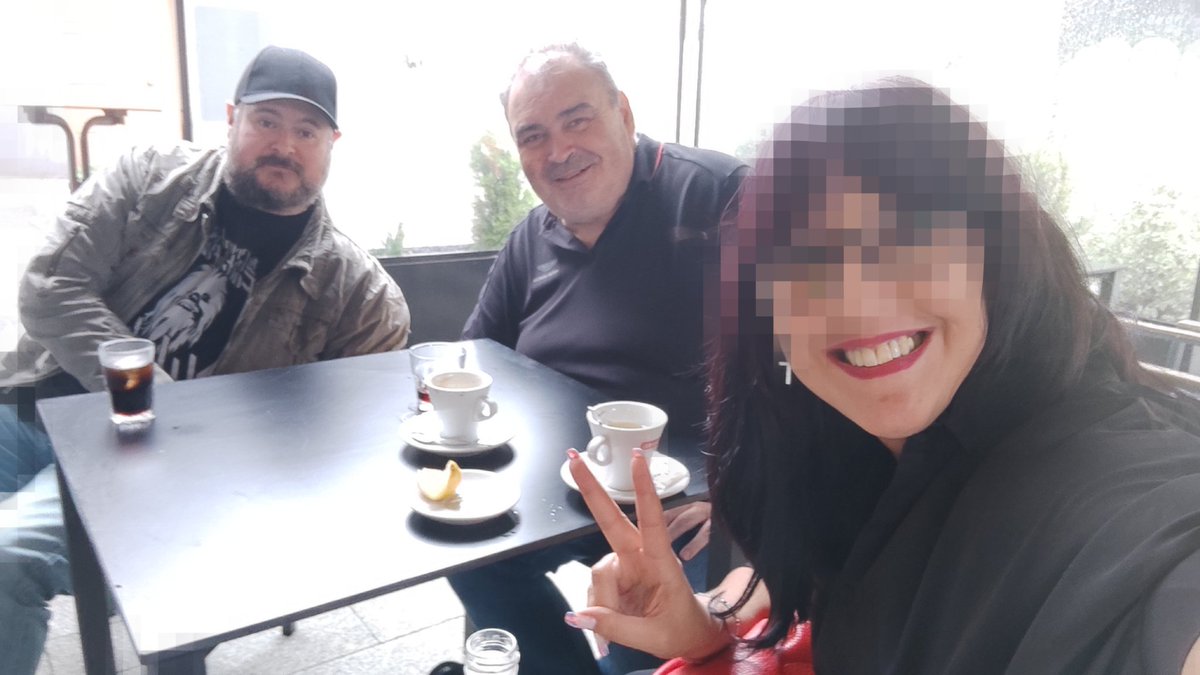 Hola Cachorritos!! Un café a vuestra salud con <a href="/perce70/">Percebe 70        🔞</a> y <a href="/heavynaga/">Heavynaga</a> 
OS ECHO DE MENOS!!! 😘