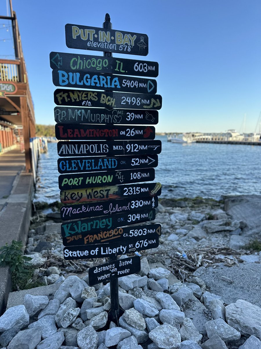 dawgpndgirl's tweet photo. Put-In-Bay in the fall > Put-In-Bay in the summer. Even with a snake in the pool 🐍 ⛴️ ☀️ 

#lakeerielove #putinbay #bayshore @MILLERBOATLINE @LakeErieLocals https://t.co/TwKmxWFWvb