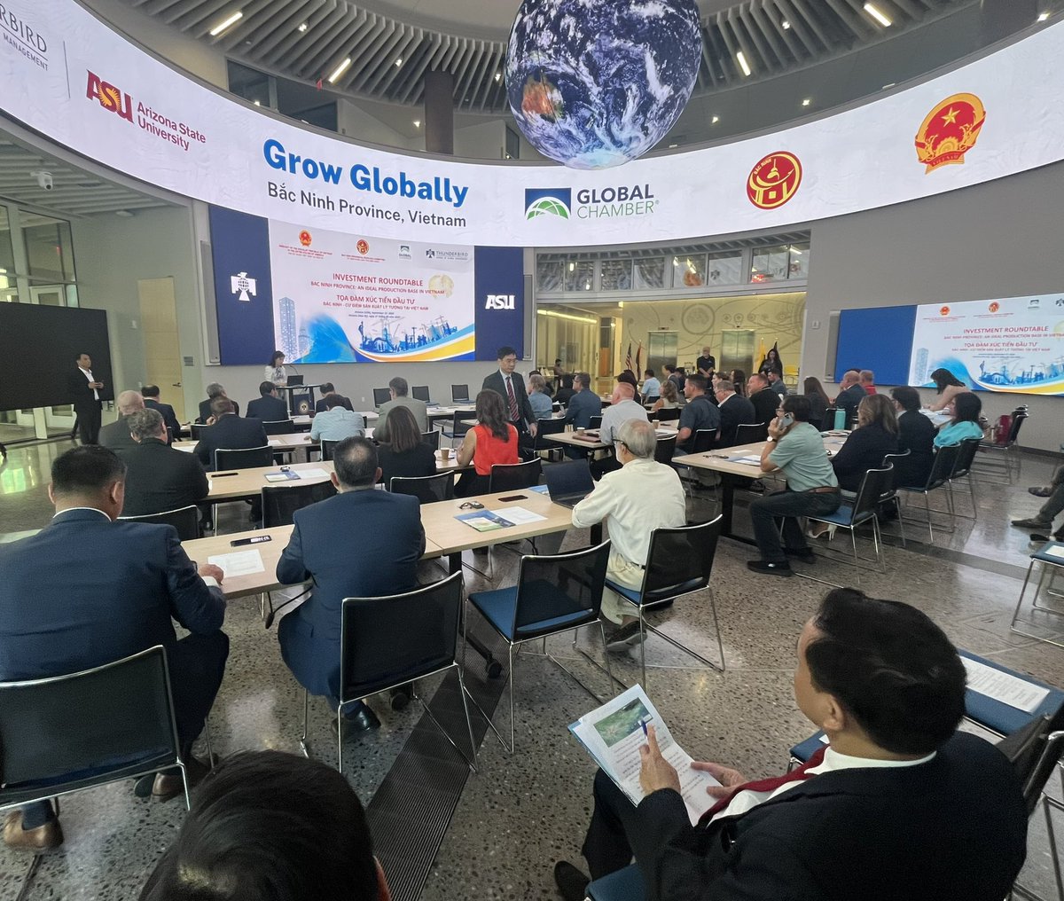 At Global Chamber® we heard from business leaders at Amkor Technology who have successfully invested in Bac Ninh Province. Their business success provides lessons in technology, collaboration and innovation. globalchamber.org/blog/2024/10/0…