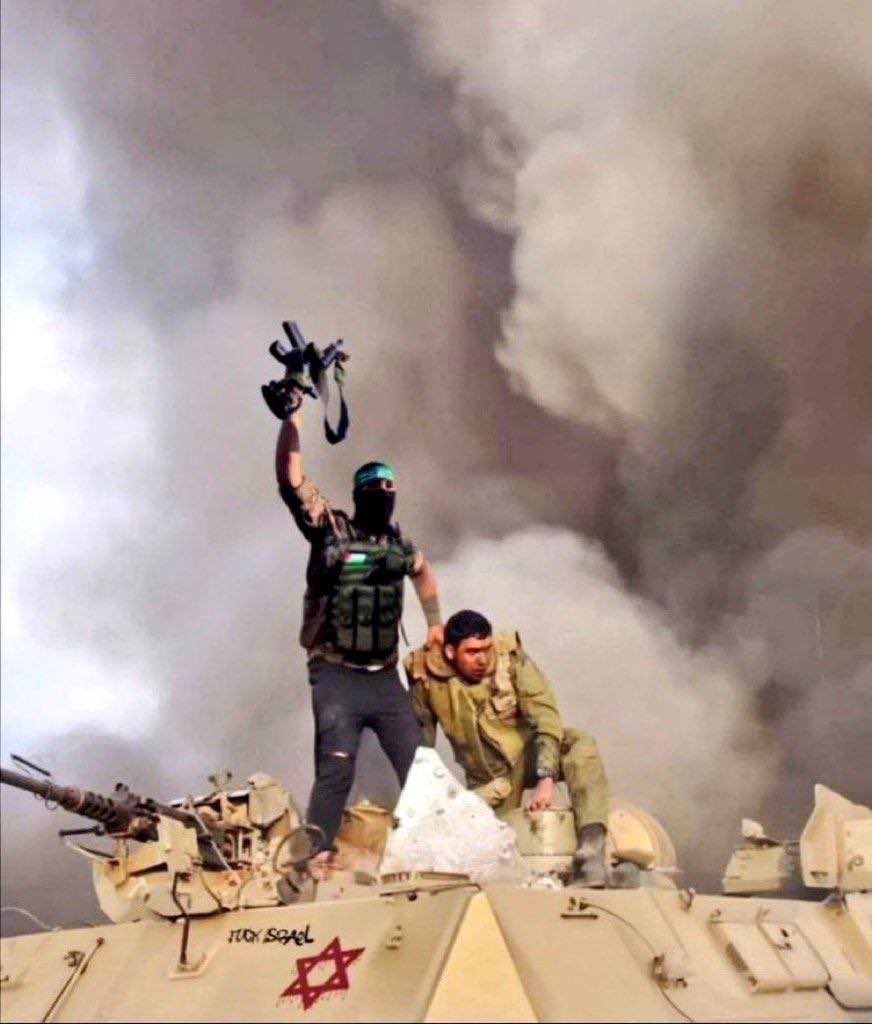 تبقى الأسودُ أسوداً والكلابُ كلابُ")