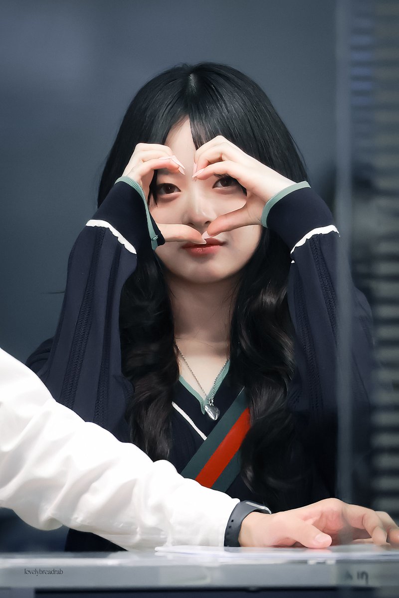 3년째 생일축하해 영원히 너를 제일 사랑해🥹🥹🥹🎂🎂🎂💝💝💝
HAPPY BIRTHDAY HANNI
#우주끝까지_함께할_하니데이 
#SWEETLIKEHANNIDAY