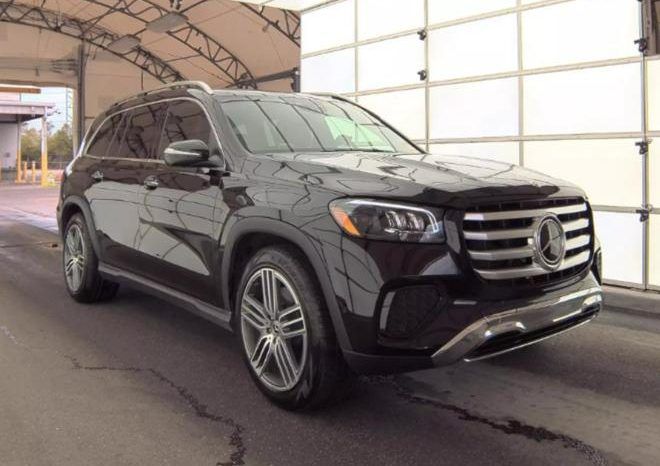AutoCryptoClub's tweet photo. 🚗💥Don't miss out! Grab this 2024 Mercedes-Benz GLS-Class for just 1.278 BTC!🔥 With only 10,967 miles, experience luxury like never before. Act fast! 👉 https://t.co/owZN2bkmIG #CryptoCars #Bitcoin #LuxuryCar\n https://t.co/KimcxRw1rf