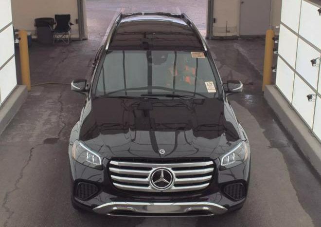 AutoCryptoClub's tweet photo. 🚗💥Don't miss out! Grab this 2024 Mercedes-Benz GLS-Class for just 1.278 BTC!🔥 With only 10,967 miles, experience luxury like never before. Act fast! 👉 https://t.co/owZN2bkmIG #CryptoCars #Bitcoin #LuxuryCar\n https://t.co/KimcxRw1rf