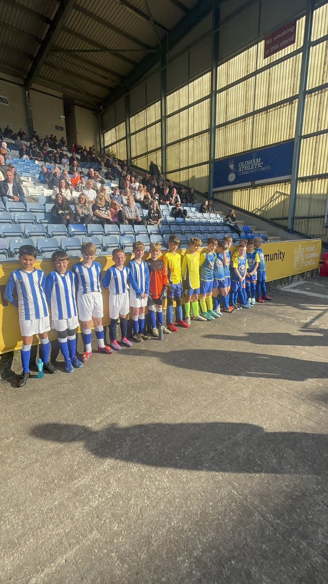 Oldham Athletic Community Trust (OACT) (@officialoact) on Twitter photo Our two teams ready for their <a href="/UPPLC_UK/">Ultimate Products</a> Play on the pitch game <a href="/canon_burrows/">Canon Burrows CE Primary School</a> vs <a href="/MillsHillSchool/">Mills Hill School</a> ๐ฆ
#OAFC | #oact Our two teams ready for their <a href="/UPPLC_UK/">Ultimate Products</a> Play on the pitch game <a href="/canon_burrows/">Canon Burrows CE Primary School</a> vs <a href="/MillsHillSchool/">Mills Hill School</a> ๐ฆ
#OAFC | #oact