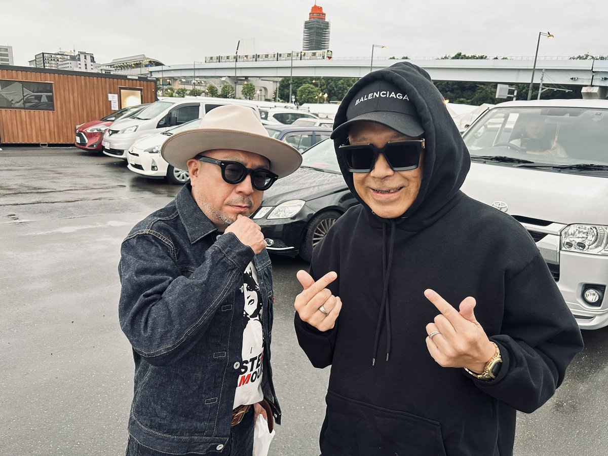 MAADSPIN's tweet photo. /
#STE100 DJ40周年🎊
皆さま、ありがとうございました🔥
\
総勢50組を超えるアーティストが
お台場に集結🎪🎪🎪🎪
「証言 / LAMP EYE」
「DIRTY30 / Sunaga t experience」
「It's You / Sunaga t experience」
名曲のfeaturingアーティストが大集結😭
忘れられない夜となりました✨
#須永辰緒 https://t.co/o65PBxNMqh