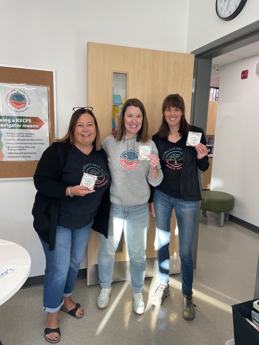 EastCitySchool's tweet image. So proud of all the KECPS educators! Happy World Teacher’s Day! 🧡💚💙#LearningToLead #ReadyToGrow #StrongerTogether