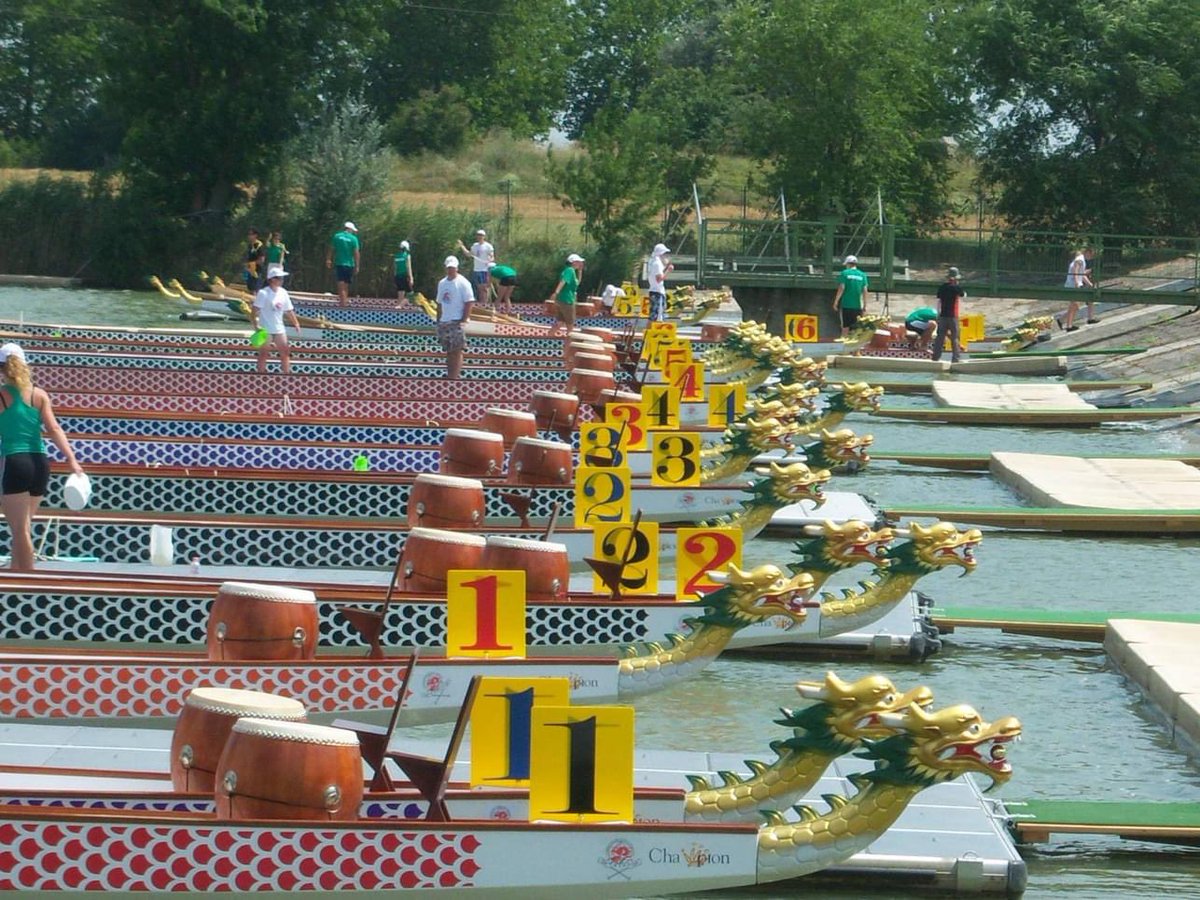 DragonBoatDan's tweet photo. 🐲🐲 Dragon Boats for Sale 🐲🐲

⭐️1222 / 12m-22 person International Racing Standard
⭐️ 912 / 9m-12 person small festival boat
⭐️912R / 9m-12 person International race boat 

https://t.co/mJfaHGQBSD

#dragonboat #dragonboatteam #dragonboatuk #dragonboatfestival https://t.co/VewoDMUeu4