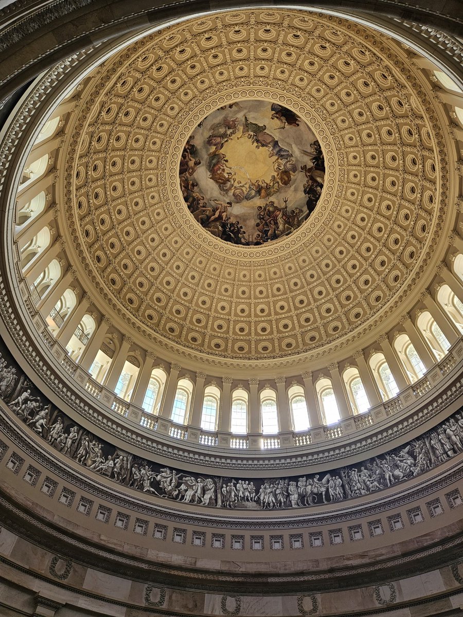 TUrbanski81's tweet photo. Capitol Building #ChannahonPride #DCTrip2024 https://t.co/ML4wzrf1YV