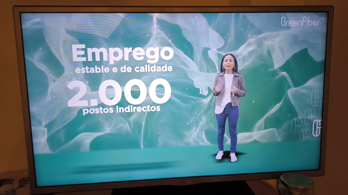 Pixelinphoto's tweet photo. Aquí está unha tal #greenfiber vendendo a moto na @crtvg
Que metan no cu
#Altrinon
@obloque
#altri https://t.co/3VQhkgGbkb