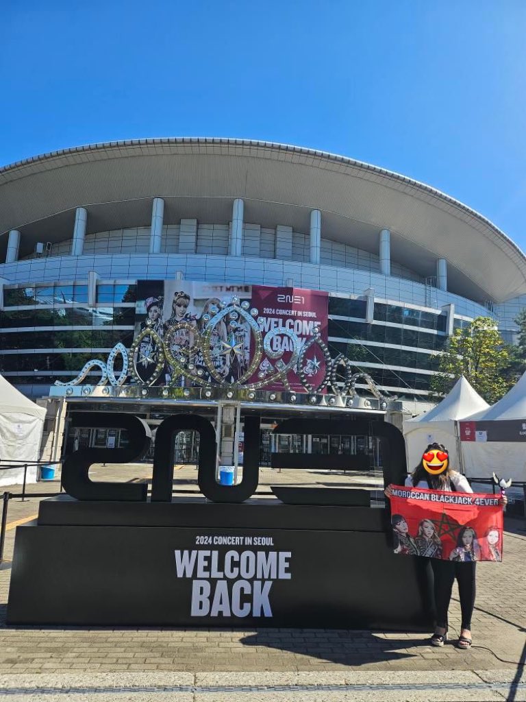 FZC_nolza's tweet photo. BEST CONCERT EVEEEEEER 🔥🔥🔥🔥

THANK YOU FOR LOVING EACH OTHER AND LOVING US SO MUCH GIRLIES 😭❤️❤️❤️❤️❤️❤️❤️ LETS STAY TOGETHER FOREVER @krungy21 @mingkki21 @haroobomkum @chaelinCL 

#2NE1 #2NE1_WELCOMEBACK https://t.co/ZWrdz81yNn