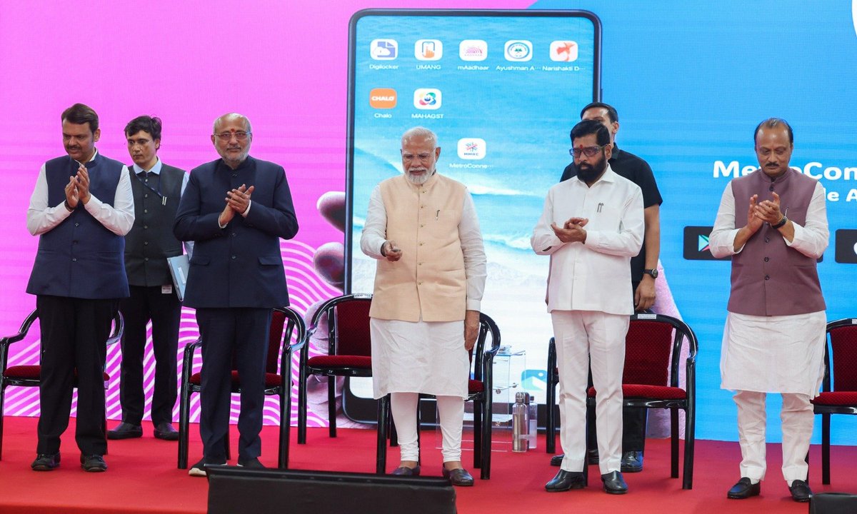 narendramodi's tweet photo. Mumbai’s Metro network expands, boosting ‘Ease of Living’ for people! 

Congratulations to the people of Mumbai on the inauguration of the Aarey JVLR to BKC section of Mumbai Metro Line 3, Phase – 1. https://t.co/OGVpeDPkOK