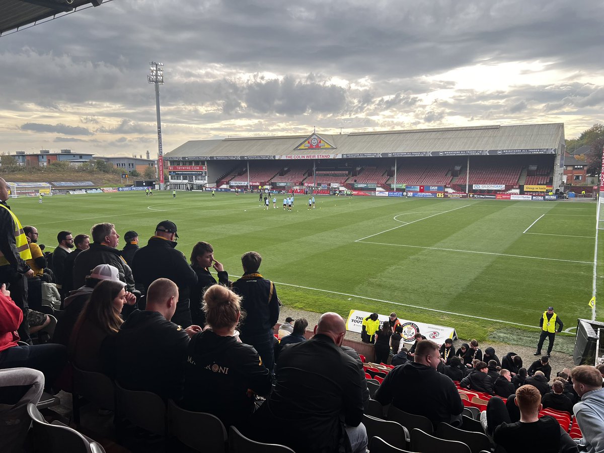 Tom Thomson tweet media