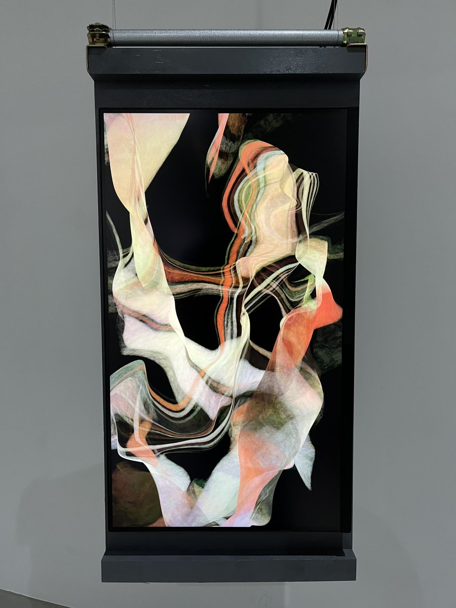 Today I visited the Patterns of Flow exhibition at <a href="/neort_io/">NEORT</a>,  where I am exhibiting my work. I am very grateful for the wonderful installation inspired by Japanese hanging scrolls. Thanks to <a href="/NORIWTS/">NORI</a>  and <a href="/KZ_LAB_E/">Kazu</a>  for the interesting and fun conversation!!