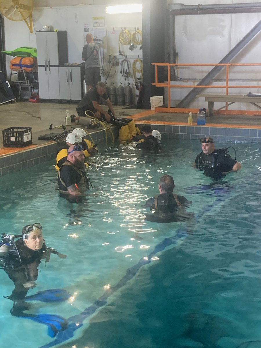 99_ibew's tweet photo. Some IBEW members taking Helicopter under water escape training to prepare to work on the Revolution offshore wind project 👊💯 Chris O'Rourke https://t.co/NUIw5AlKhK