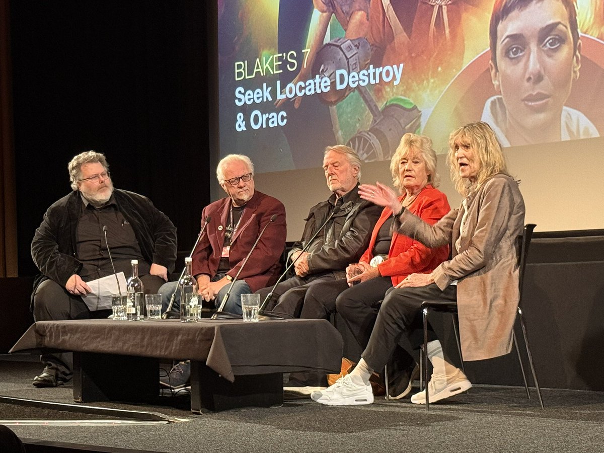 cult_edge's tweet image. What a wonderful #Blakes7 event at @BFI . Fascinating panels (including Jan and Sally!), some peeks at the blu-ray extras and screenings of the remastered ‘Seek Locate Destroy’ and ‘Orac’. The new special effects are just brilliant and so true to the show. What a treat it’s been!