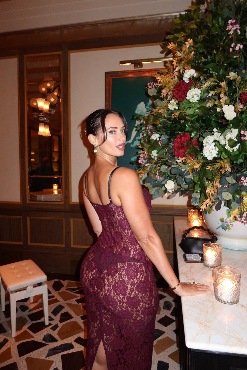 Yesjulz tweet media