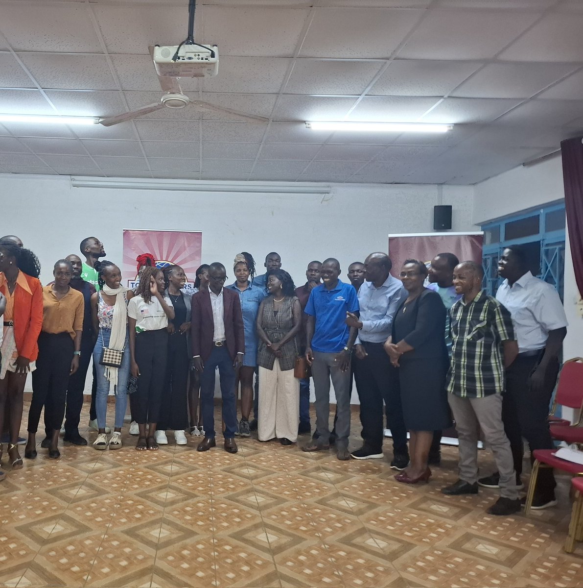 Winniewadera's tweet photo. On Thursday, I won a Toastmasters' public speaking competition,
The amount from this award I will use to feed orphans and widows,
😂😂😂😂 It's a lie, 
I'll buy a brand new Lui vuitton bag✔️😂
Also it's a lie. There was no money, I just got encouraged to keep speaking😂
#Grateful https://t.co/JOLkVfkC4D
