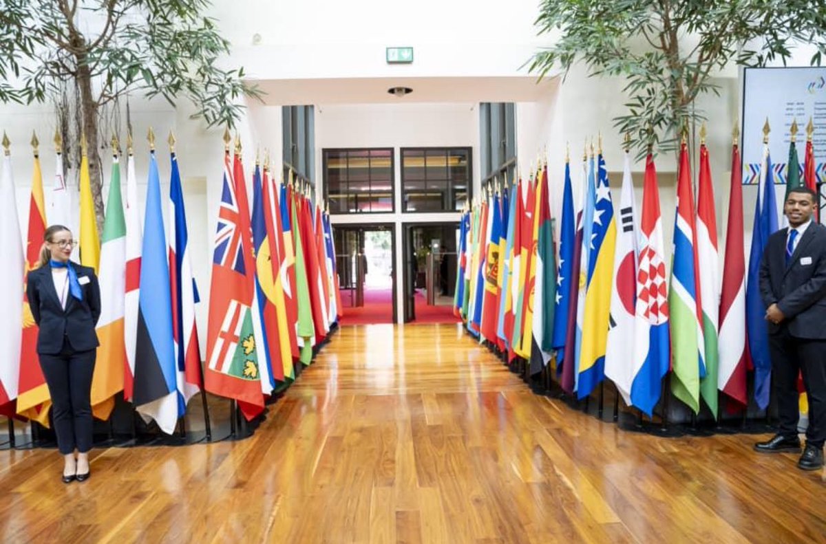 La #CIV225 été désignée hier , à Paris lors la 45e Conférence Ministérielle de la Francophonie (CMF) à la tête de sa Vice-Présidence , pour un mandat de 2 an. Nouveau succès pour sa diplomatie, son leadership, son positionnement au sein de la <a href="/OIFrancophonie/">La Francophonie</a> <a href="/FRemarck13/">Françoise Remarck Officiel</a>