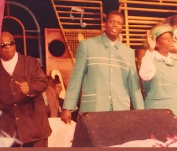 Baba mi Adejare 
You've raised the bar high!!❤️
You've modeled Jesus to us.

God will keep you in good health!
May you wax stronger and stronger  till the perfect day sir!❤️

On behalf of the young ones you've raised and you're raising, I say a big thank you sir! ❤️🕊