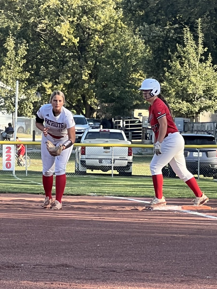 V 🥎 Yutan Invite - Game 1 vs Auburn: Siske singles and scores on a triple by Shield. RBI single by Woster scores Shield. 2RBI single by Thompson scores Long and Gale. RBI singles by Kirchmann &amp; Jones, Patriots win 12-2!