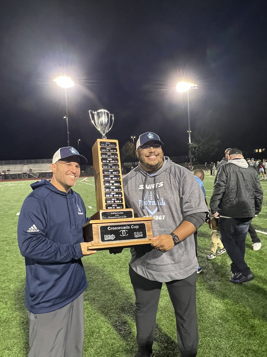 5-0 and the CUP IS HOME ‼️

GO SAINTS 🔵⚪️🔵⚪️