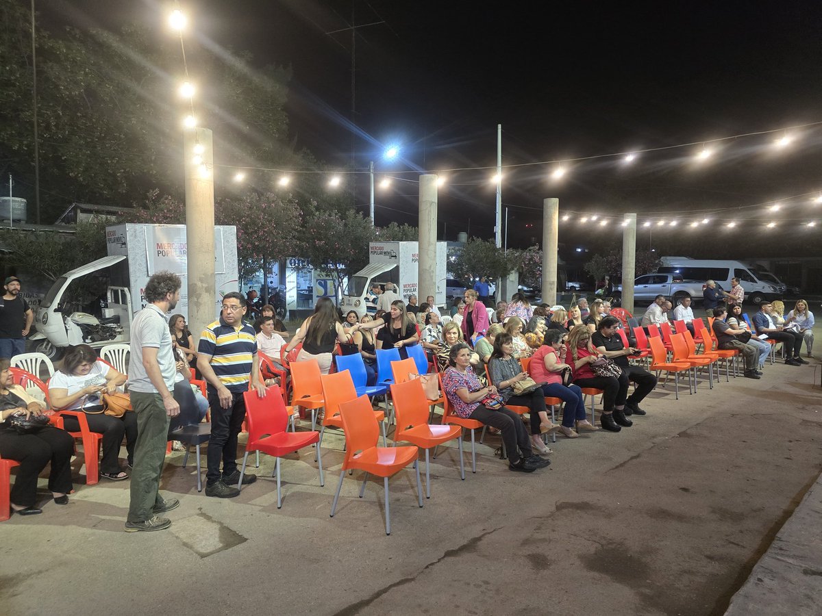mutualfagro's tweet photo. En la víspera de este 1° Sábado de Octubre, participamos de los actos por el Día Nacional del Mutualismo. Mutual Fagro recibió una distinción por su crecimiento, gestión, excelencia en los servicios, y cumplimiento ejemplar de las normativas INAES, UIF y de los entes de control. https://t.co/KWvahXs7nI