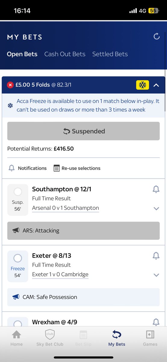 djgordon74's tweet photo. @SkyBetHelp decent how the Arsenal saints game stayed suspended for the whole time after the saints goal so nobody could freeze the bet 👏👏the skybet way around people freezing the big odds?? ❄️❄️❄️ https://t.co/rW0K1FIRQQ
